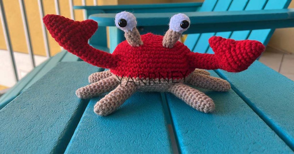 Amigurumi crochet crab
