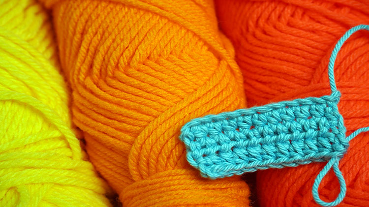 How to half double crochet stitch